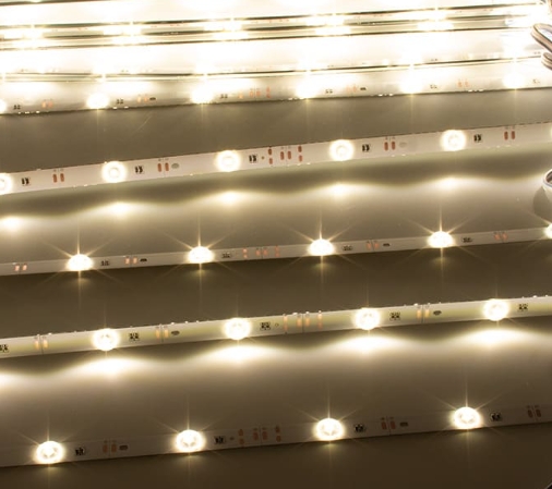 Фото товара Светодиодная ЛИНЕЙКА AEROLINE-1-NW-24V-4000K-R3 (12 Вт\лин 12 SMD, 170°) длина 95 см (20 шт/уп)